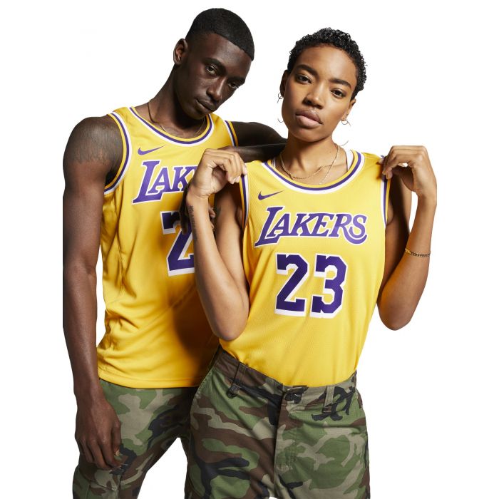 Camiseta NBA más vendida: LeBron James y los Lakers