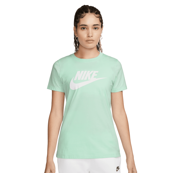 Remera Nike Sportswear Essential